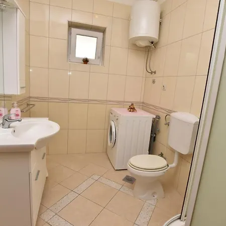 Apartments Vinko Apartment