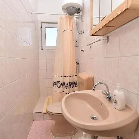 Apartments Vinko Apartment *